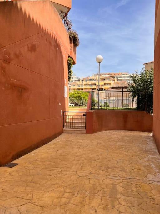 Benalmadena Costa Malaga Apartamento Muy Acogedor Con Vistas Al Mar Terraza Gigante Para Verano E Invierno Parking Εξωτερικό φωτογραφία